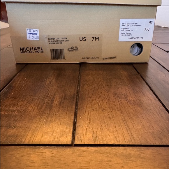 Michael Kors Parker Lug Loafer Studded Tan Gold Chunky Y2K - Picture 16 of 16